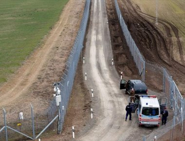 Ουγγαρία: Υψώνει ηλεκτροφόρο φράχτη για να εμποδίσει τους μετανάστες